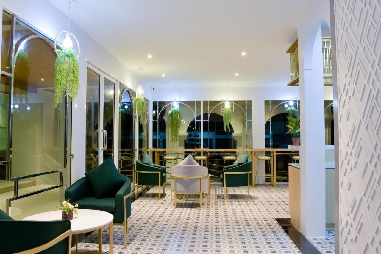Peranakan House Phuket Exterior photo