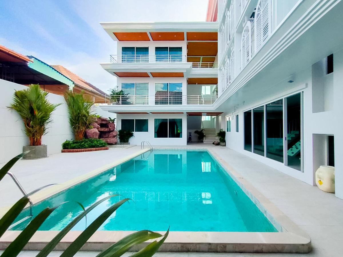 Peranakan House Phuket Exterior photo